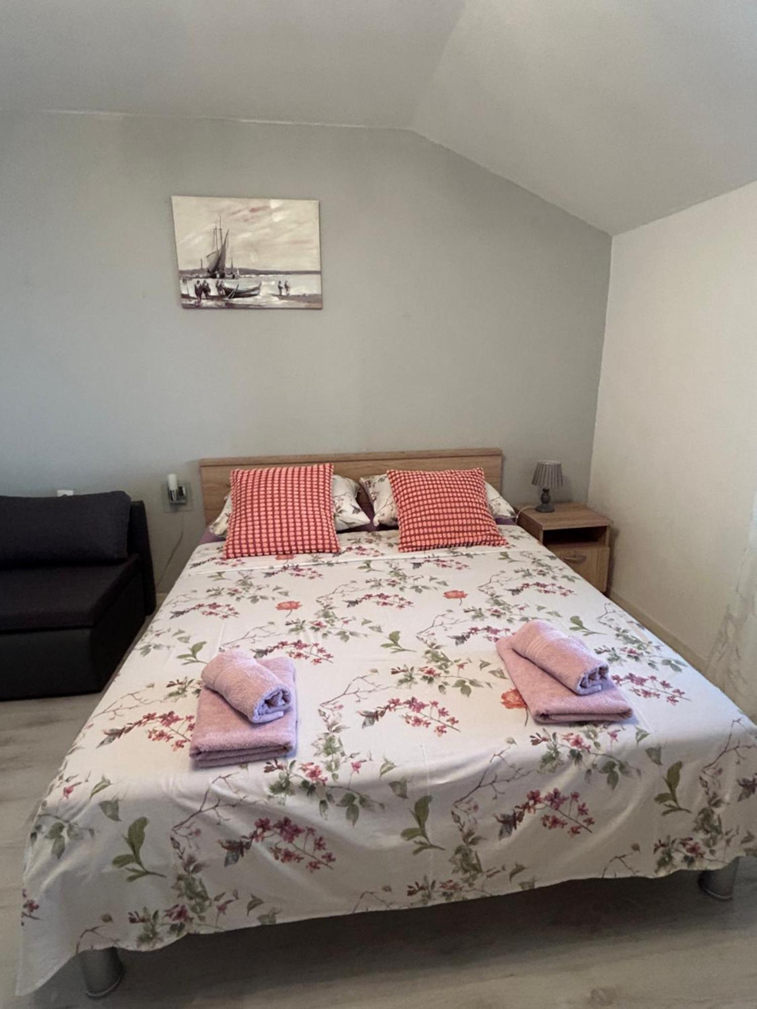 Apartments Spalj 1 I 2 Сень Экстерьер фото